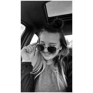 Meet your Posher, Veronica